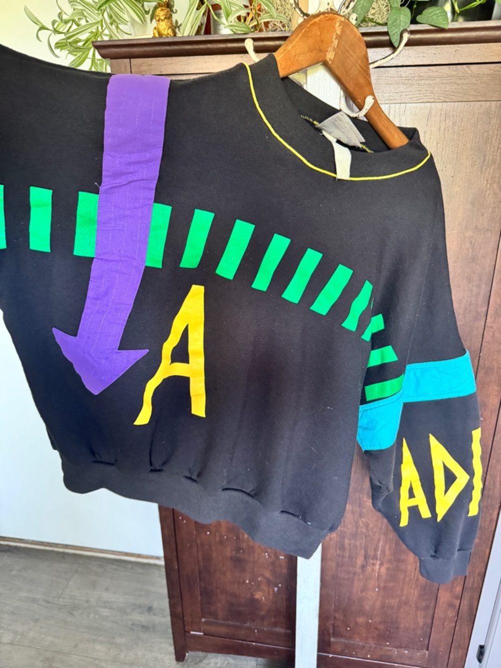 Vintage 90’s Adidas Crewneck - Picture 2 of 3